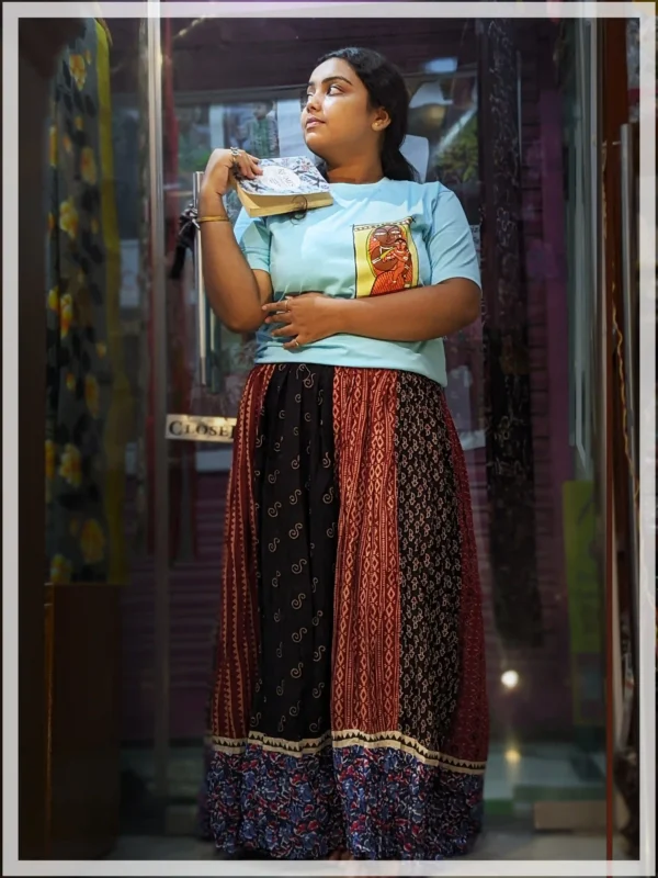Artistic women’s fashion
